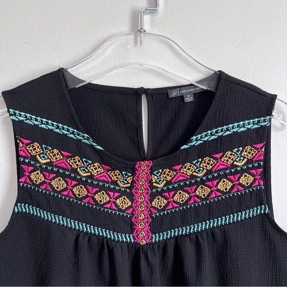 Adrianna Papell Embroidered Sleeveless Blouse Aztec Tribal Crepe Tank Top Medium - Picture 4 of 17
